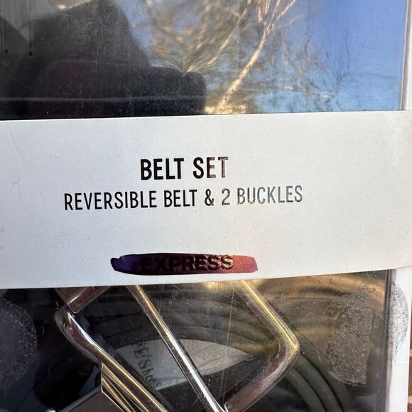 EXPRESS men reversible belt & 2 buckle set 30/32 black brown NEW - Picture 8 of 9